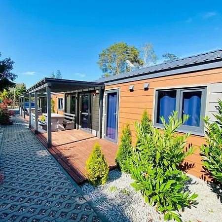 Tiny Modern For 5 Persons In With Parking Space *